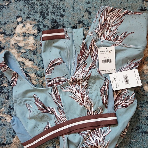 Free People Movement Serene Legging size Small - Picture 2 of 3